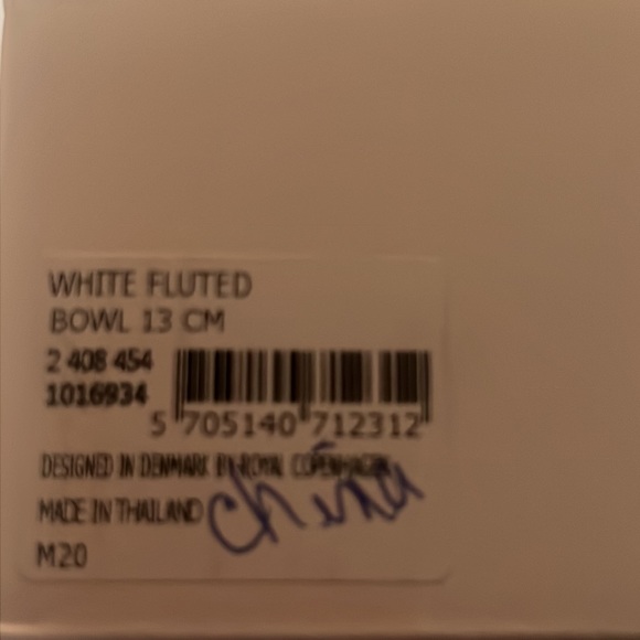 Royal Copenhagen White Fluted bowl, 13 cm - Picture 5 of 5